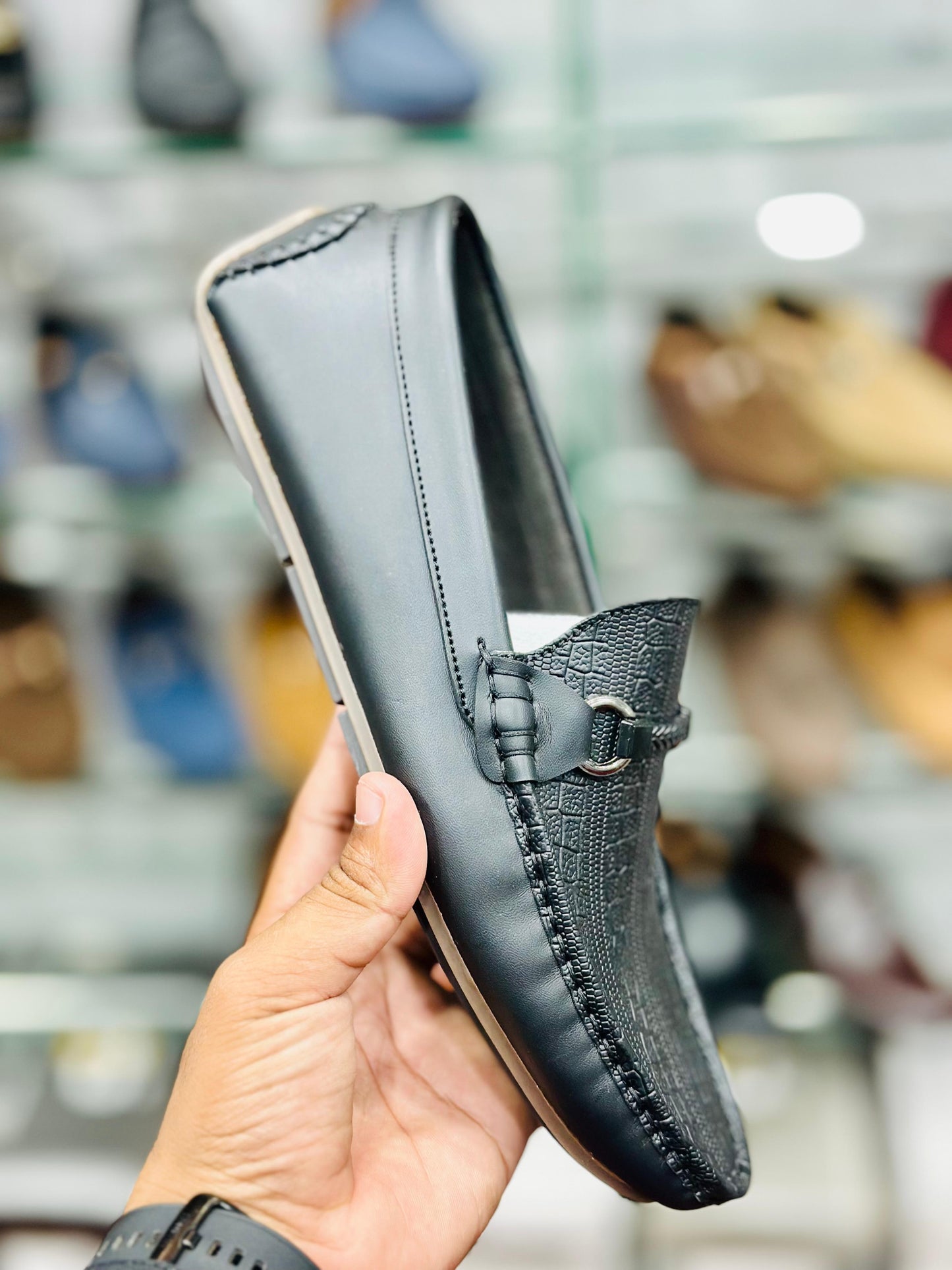 TWO TONE TEXTURED LOAFERS